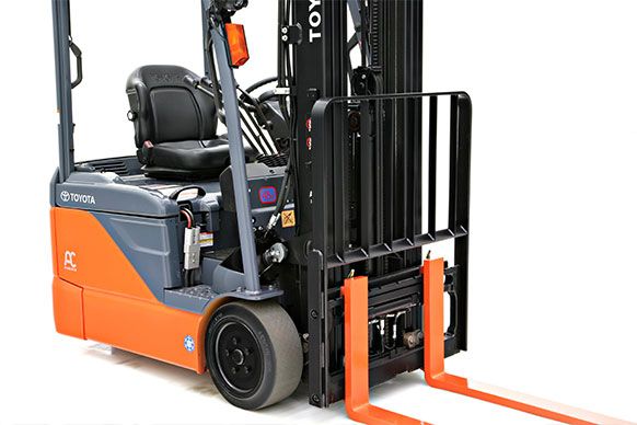 3 Wheel Electric Forklift Toyota Material Handling Systems