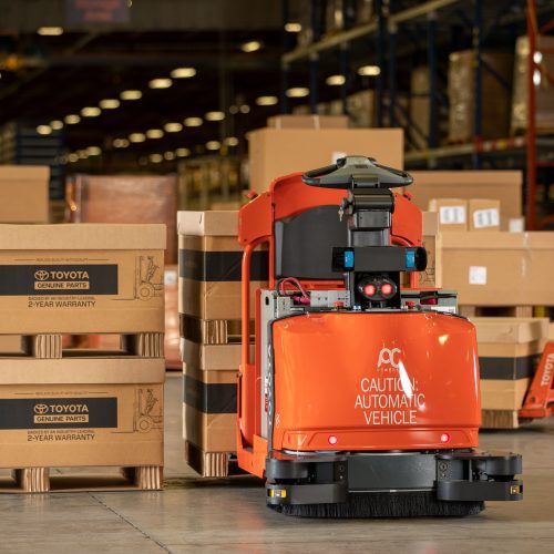Center-Controlled Rider Automated Forklift - Toyota Material Handling ...